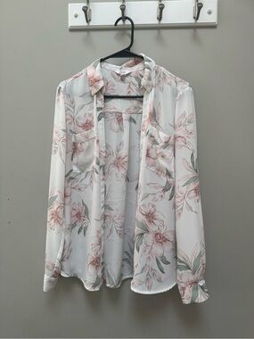 Candies long sleeve blouse size medium
